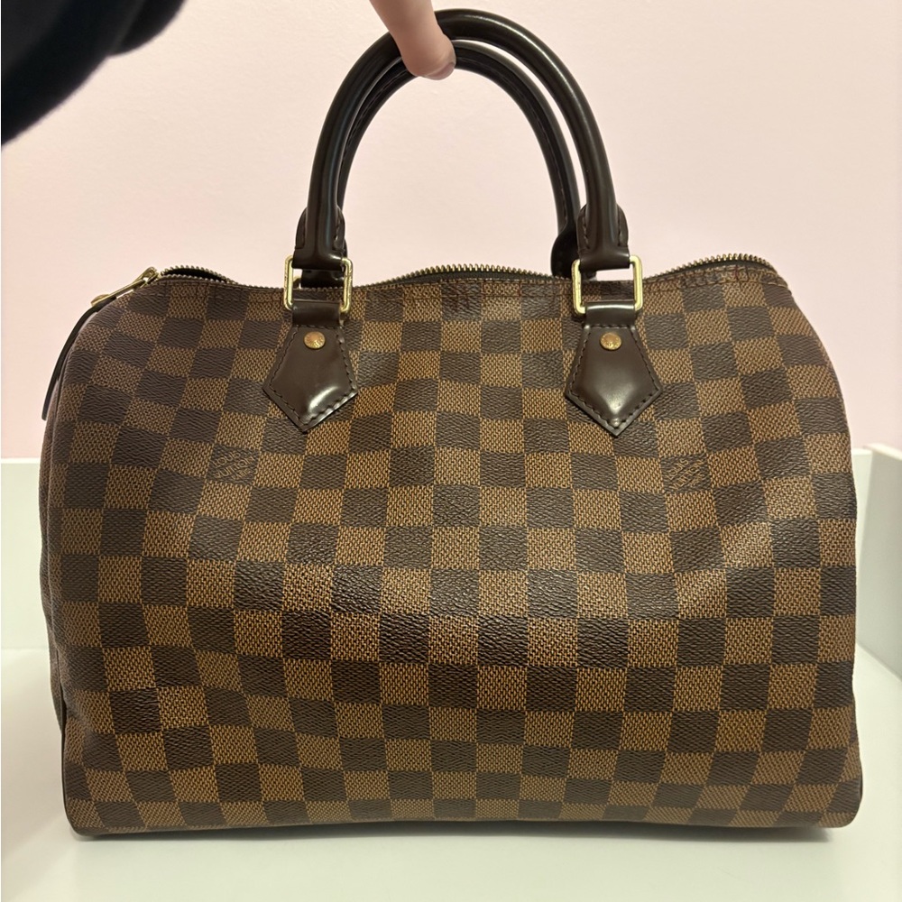 Louis Vuitton speedy
